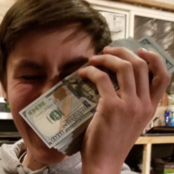 Meet your Posher, Paul - Picture 1 of 1